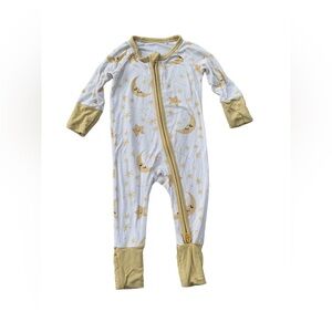 Kiki + Lulu Size Newborn Moon and Stars Neutral Bamboo Zippy Pajamas Sleeper
